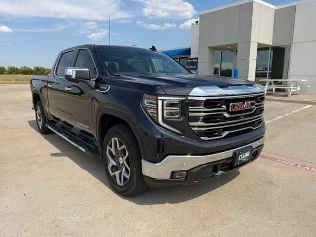 2024 GMC Sierra 1500 SLT — photo 1 of 15