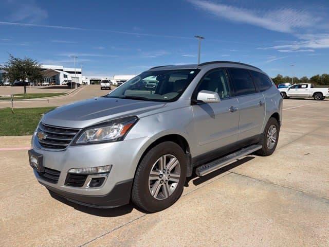 2015 Chevrolet Traverse LT — photo 1 of 16