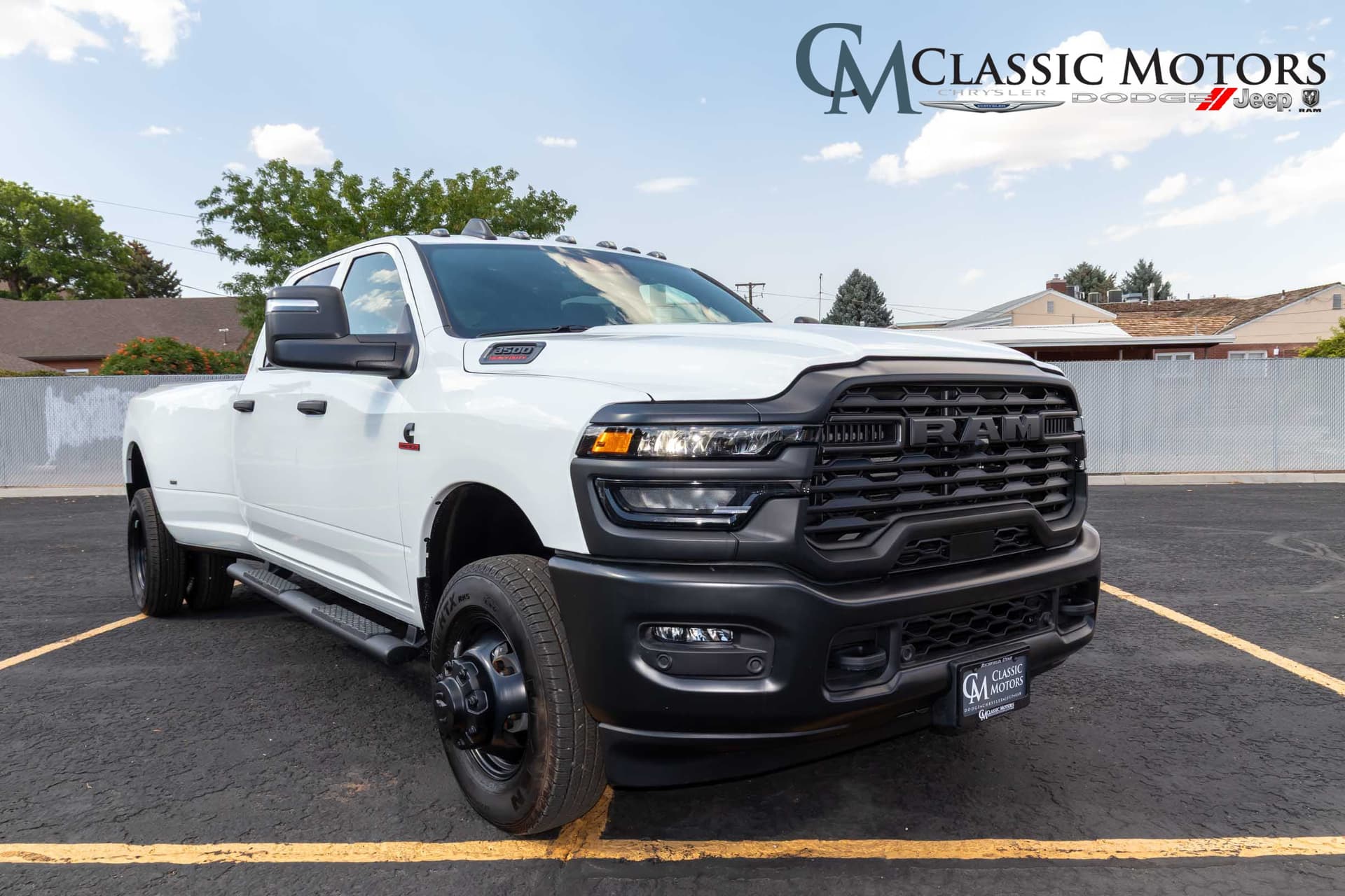 2026 RAM 3500 TRADESMAN CREW CAB 4X4 8' BOX — photo 1 of 48