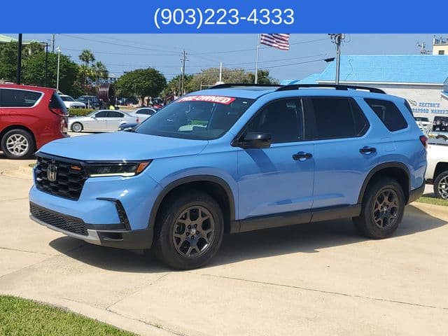 2025 Honda Pilot TrailSport — photo 1 of 41