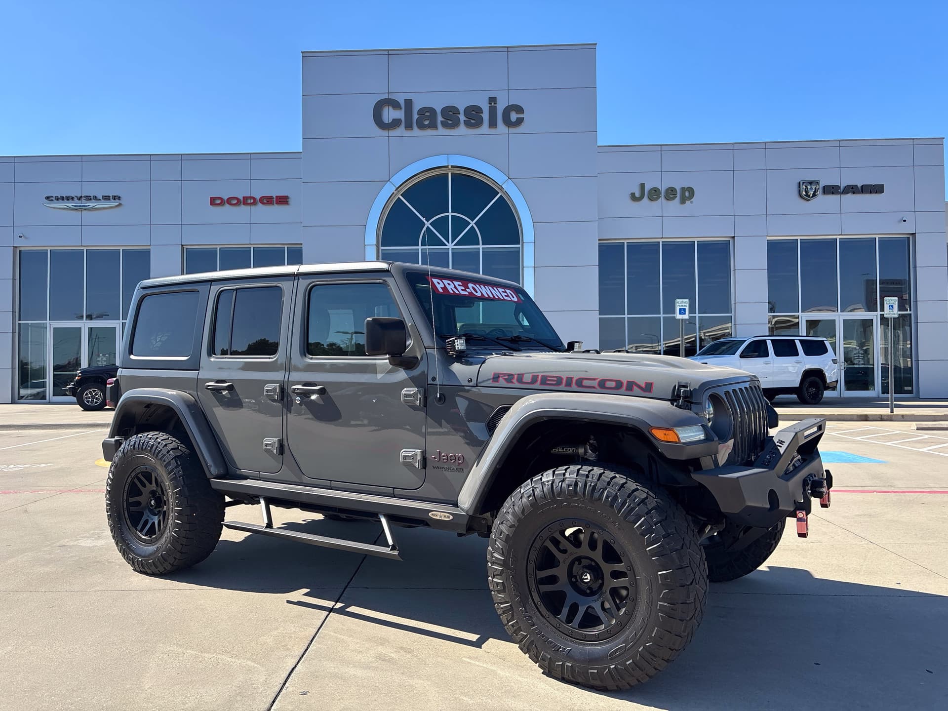 2020 Jeep Wrangler Rubicon — photo 1 of 47