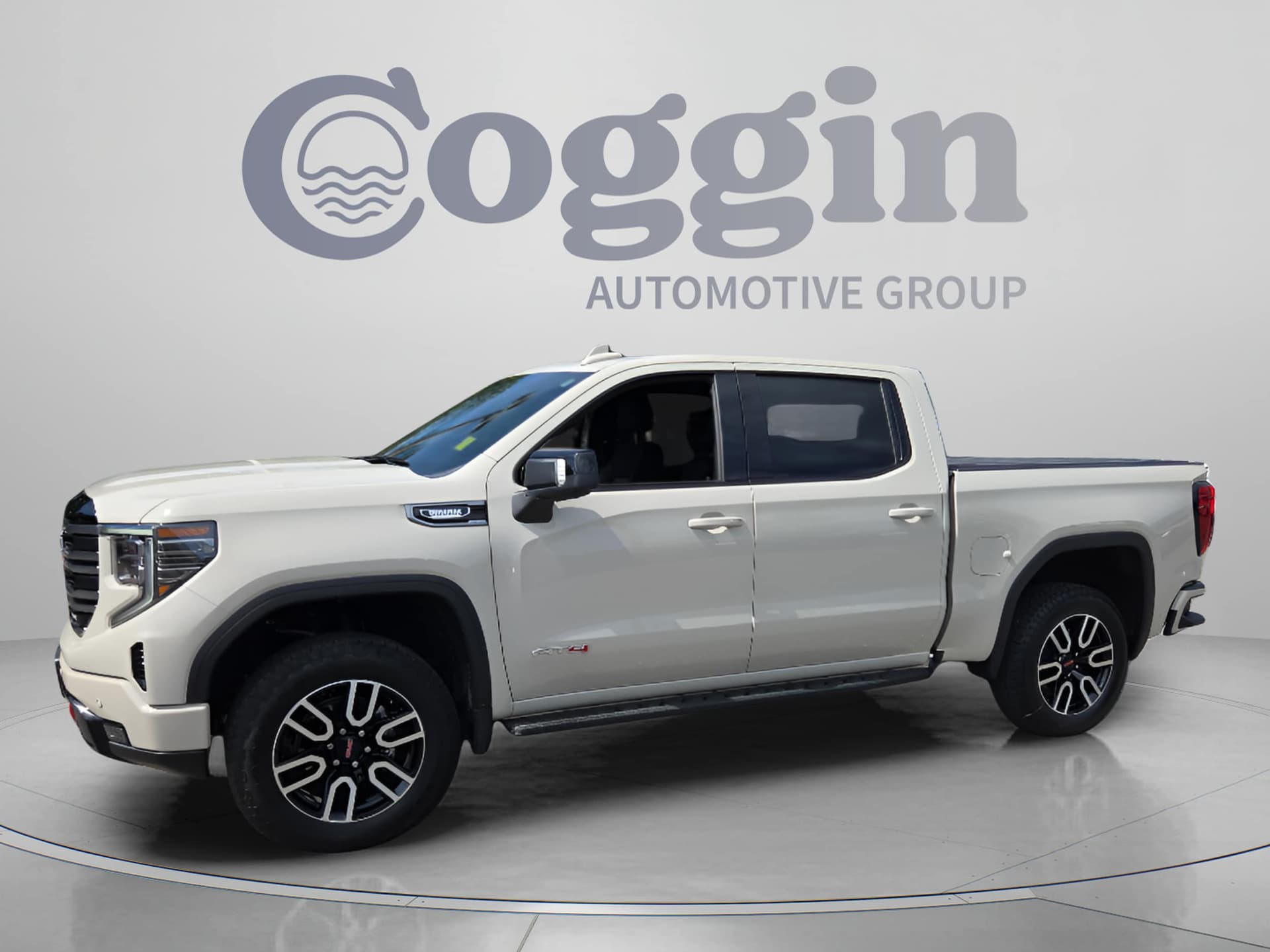 2026 GMC Sierra 1500 AT4 — photo 1 of 38
