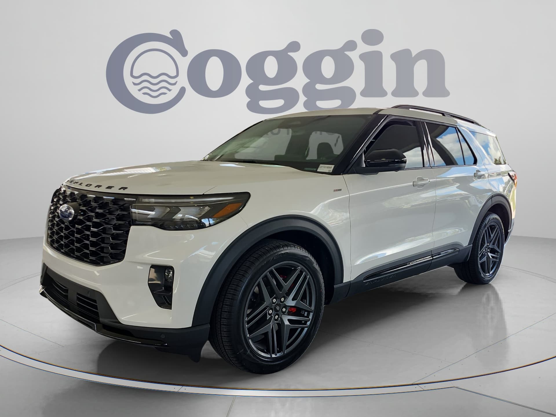 2026 Ford Explorer ST-Line — photo 1 of 62