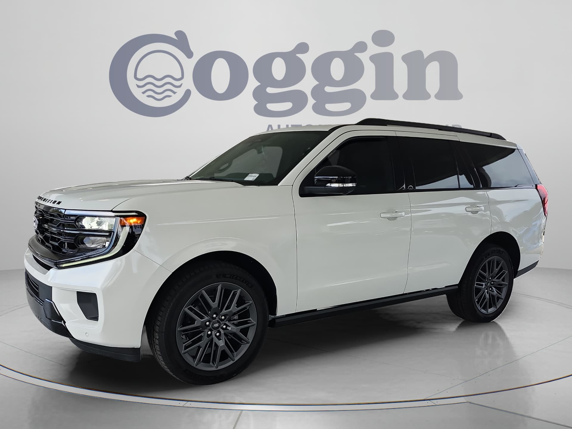 2027 Ford Expedition Platinum — photo 1 of 61