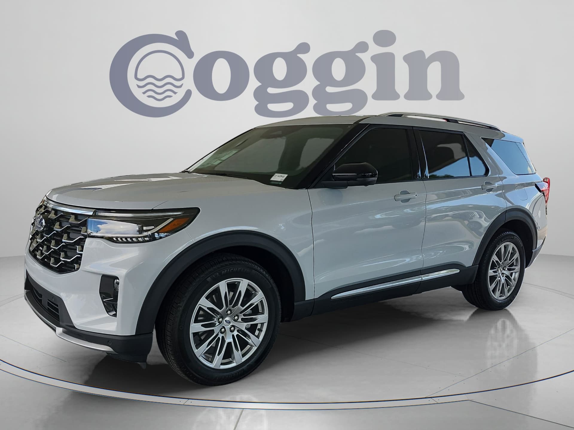 2026 Ford Explorer Platinum — photo 1 of 62
