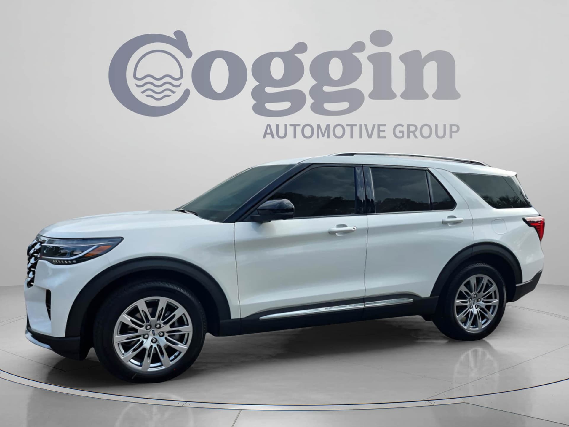 2026 Ford Explorer Platinum — photo 1 of 63