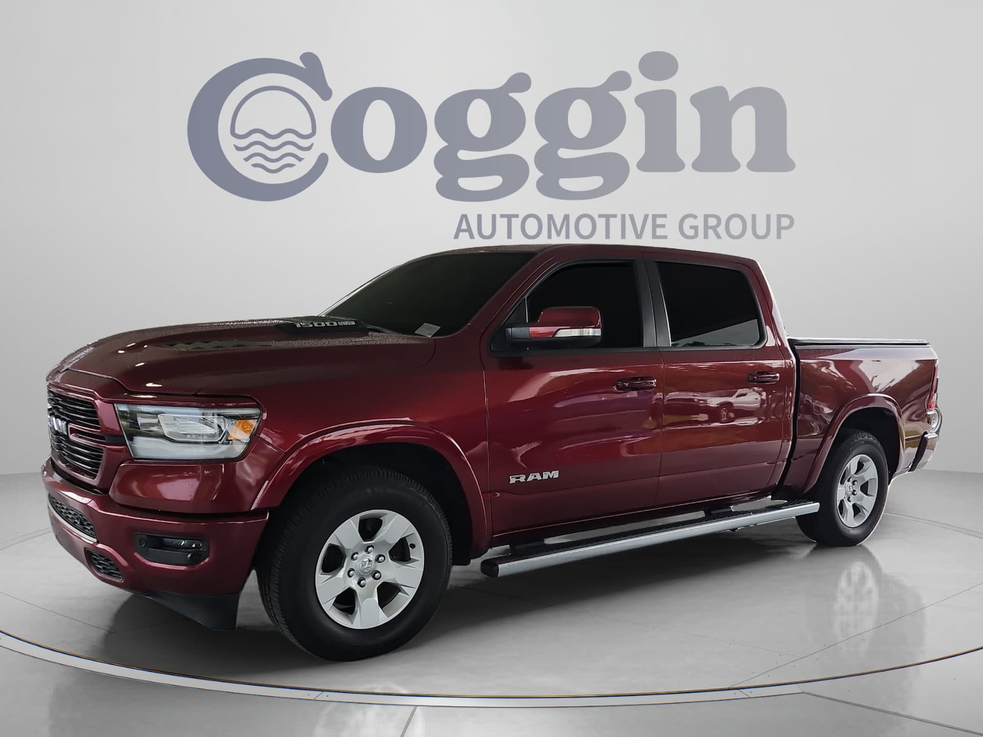 2020 RAM 1500 Laramie — photo 1 of 31