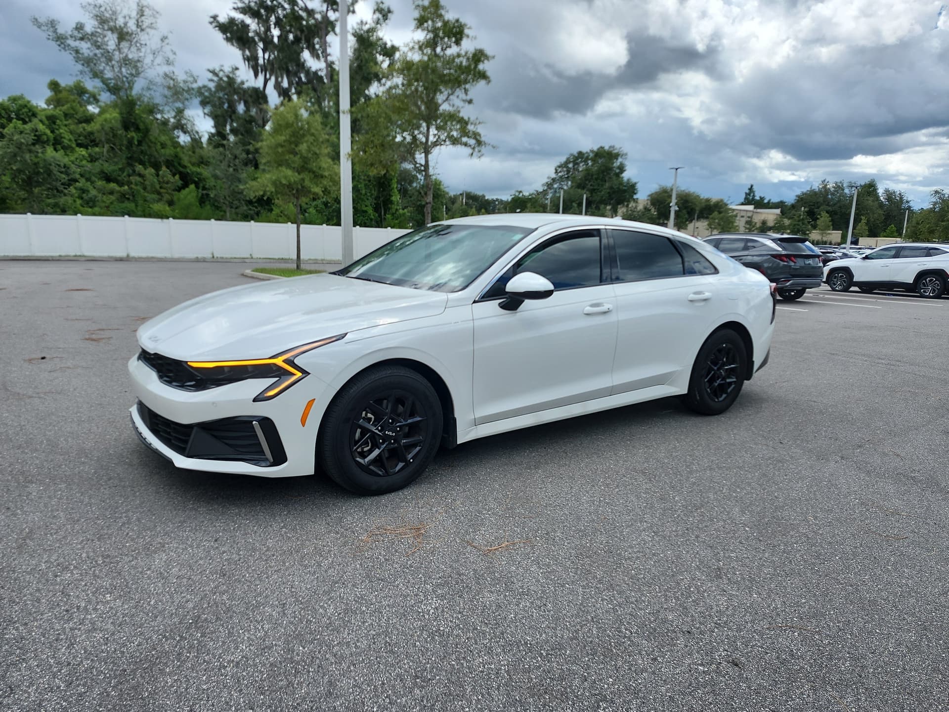 2026 Kia K5 LXS — photo 1 of 31