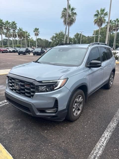 2023 Honda Passport TrailSport — photo 1 of 2