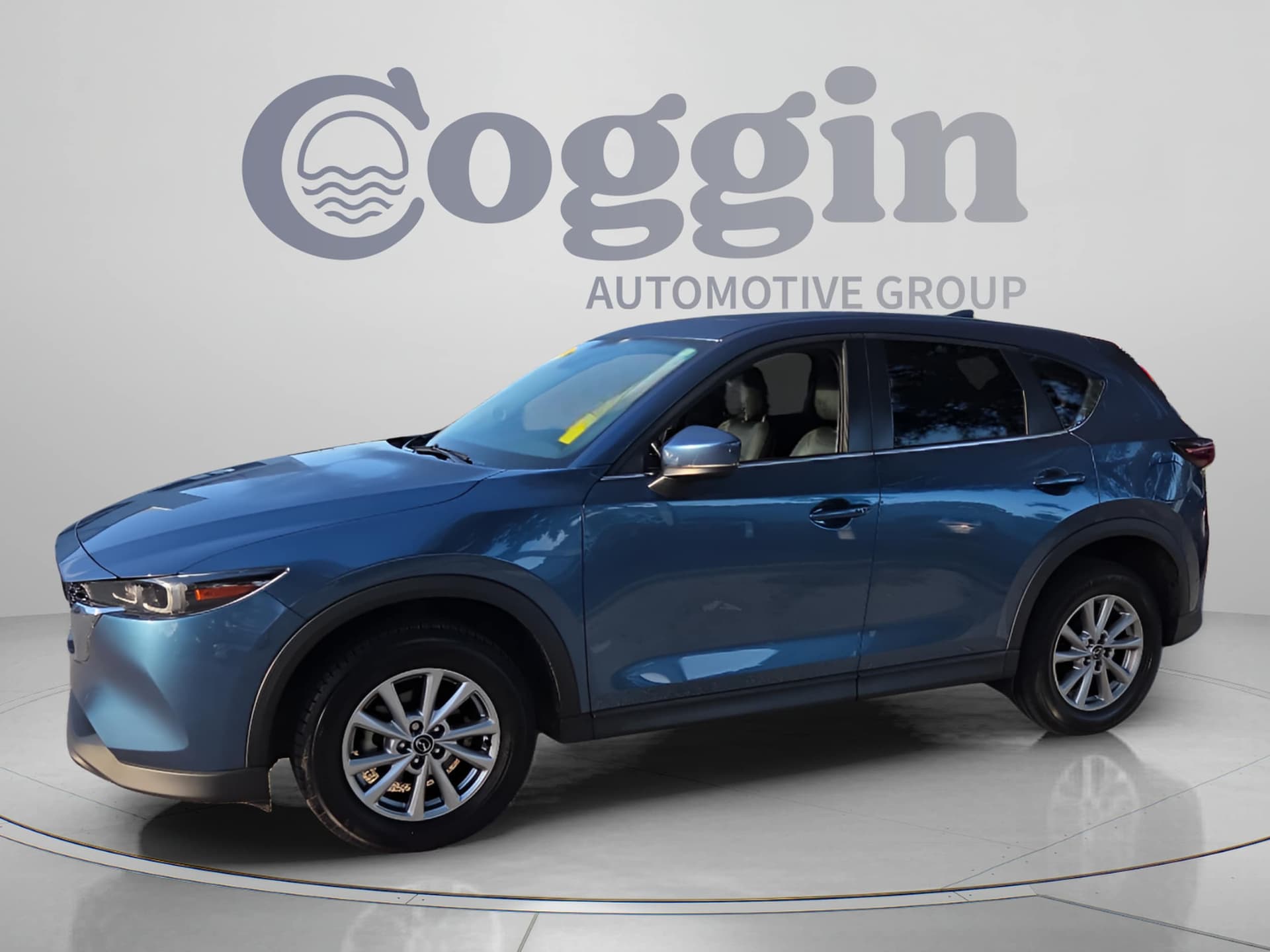 2023 Mazda CX-5 2.5 S Preferred Package — photo 1 of 35