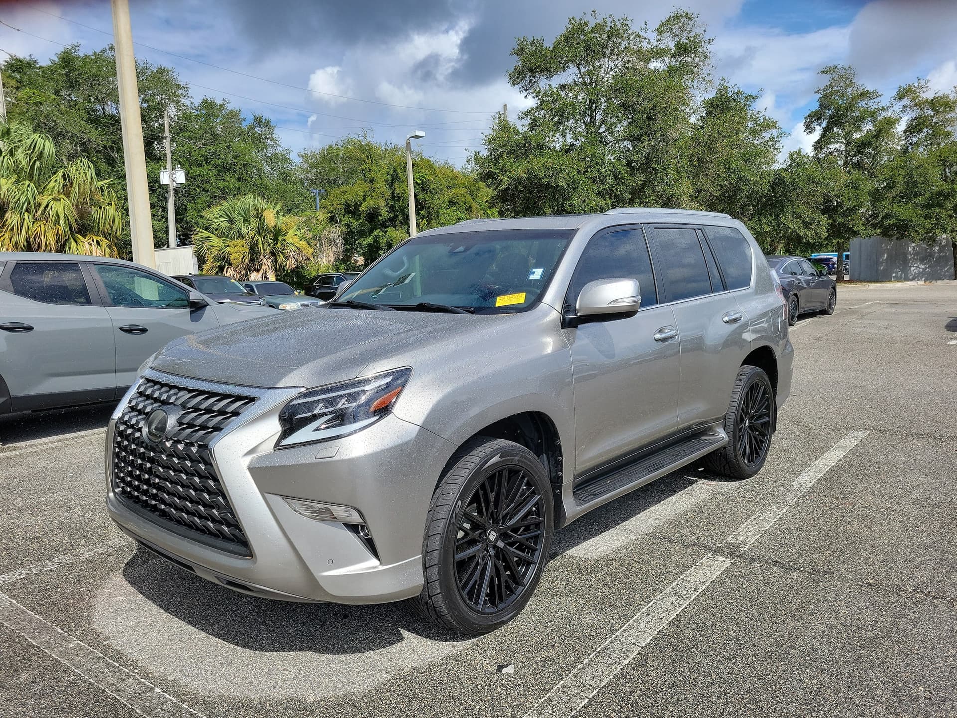 2021 Lexus GX GX 460 — photo 1 of 31