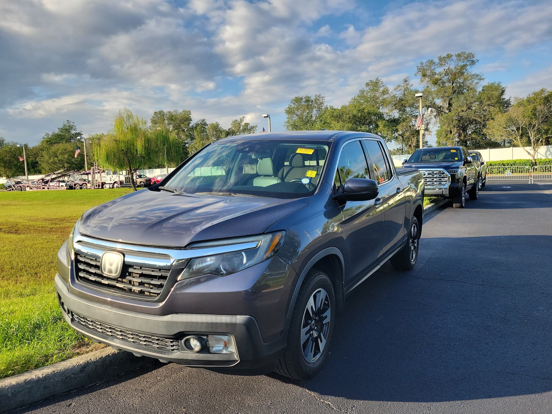 2020 Honda Ridgeline RTL — photo 1 of 31