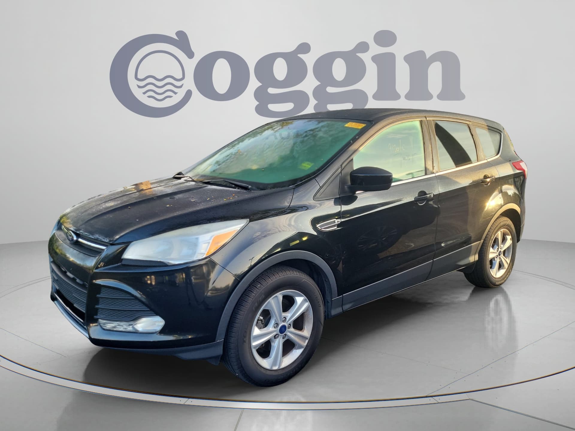 2015 Ford Escape SE — photo 1 of 31