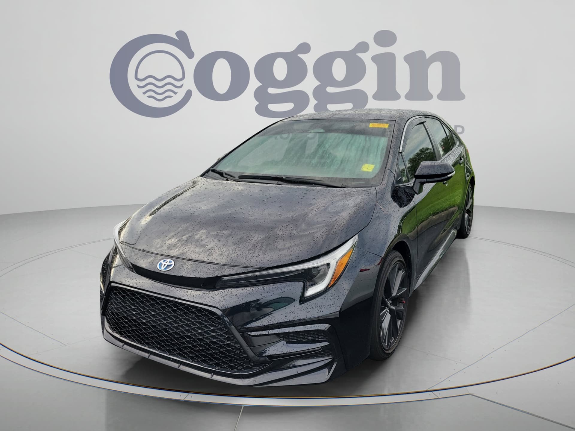 2024 Toyota Corolla Hybrid LE — photo 1 of 31