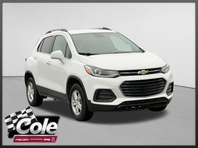 2020 Chevrolet Trax LT — photo 1 of 10