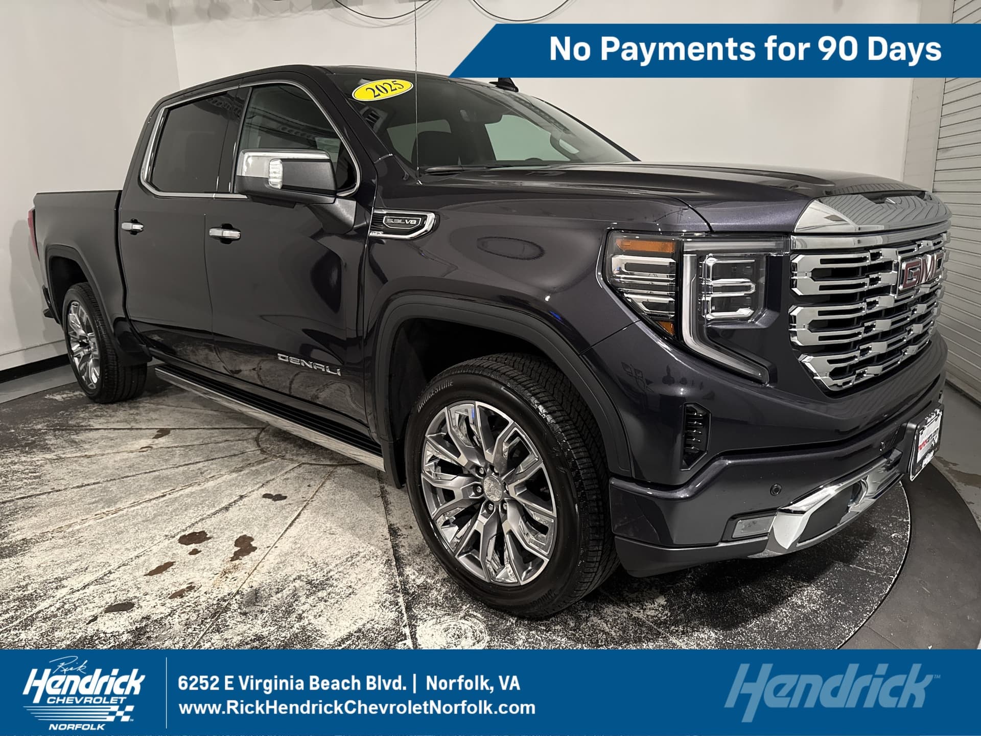 2025 GMC Sierra 1500 Denali — photo 1 of 37