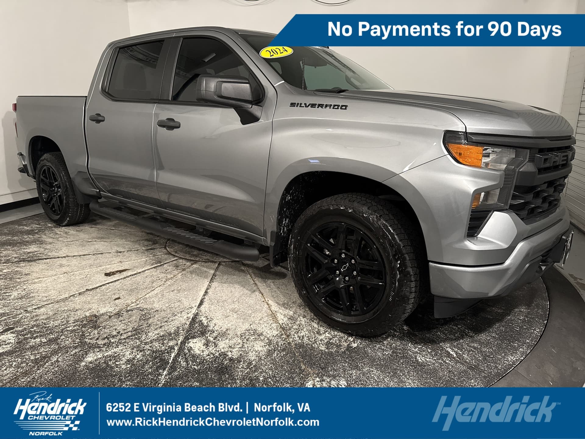 2024 Chevrolet Silverado 1500 Custom — photo 1 of 7