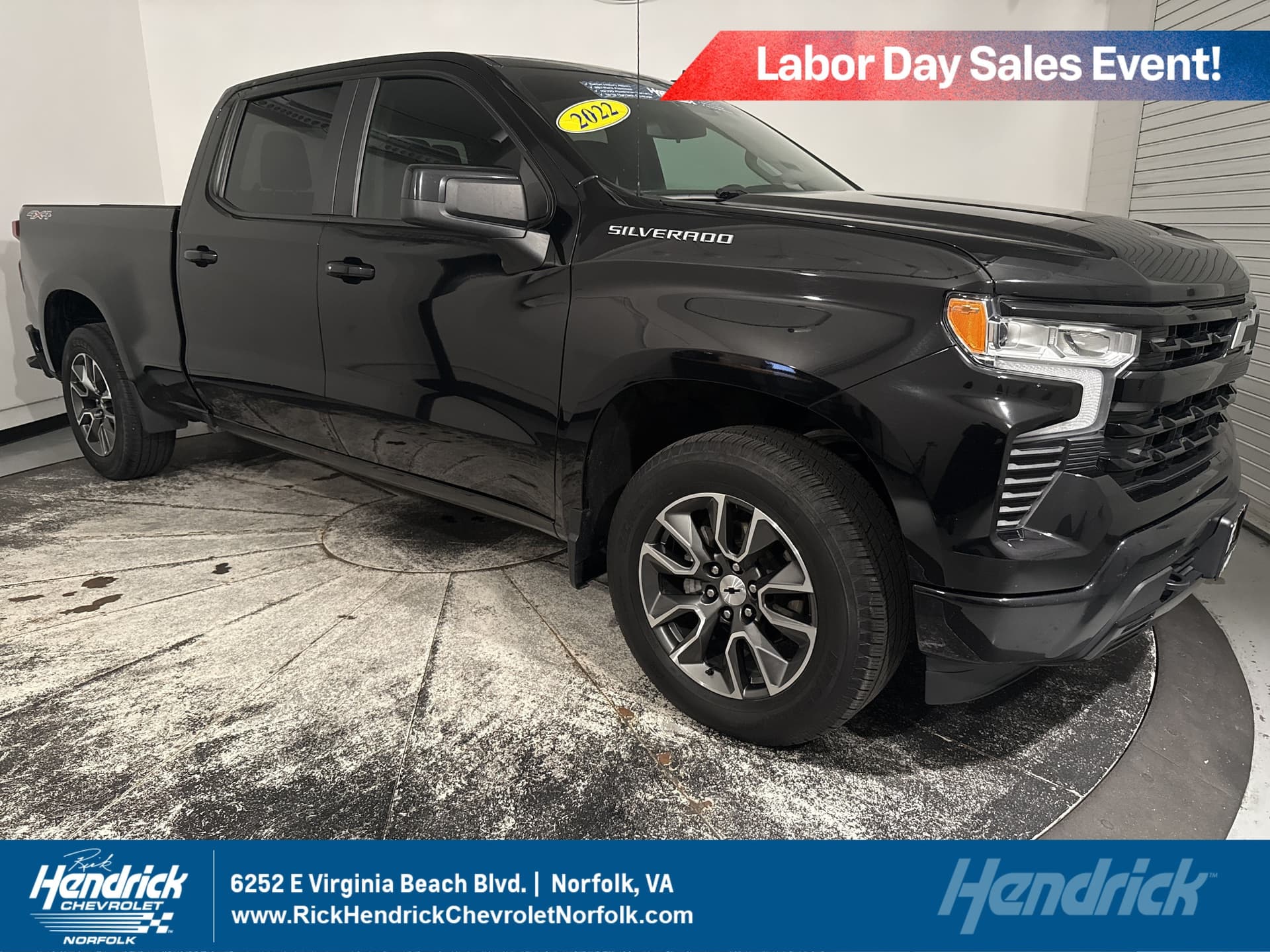 2022 Chevrolet Silverado 1500 RST — photo 1 of 38