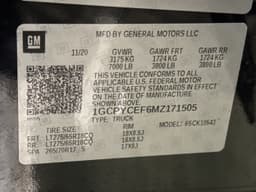 Extra Photo