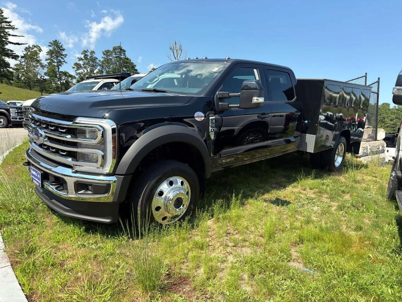 2026 Ford F-550 UTILITY BODY Lariat — photo 1 of 51
