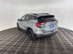 Extra Photo