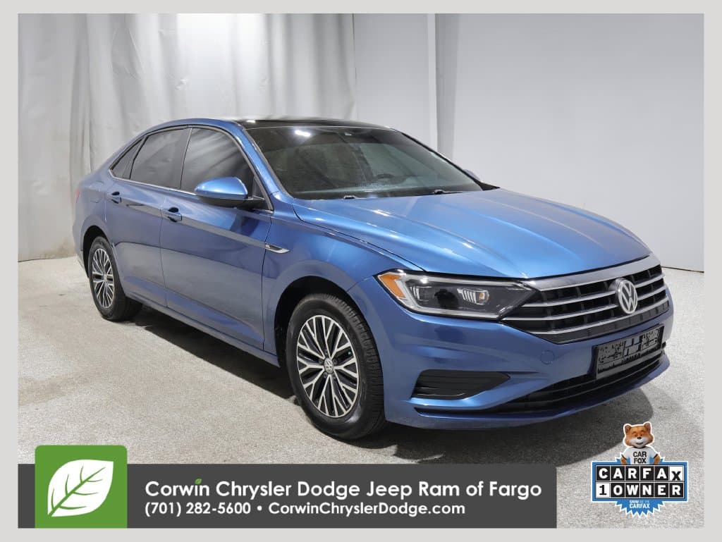 2019 Volkswagen Jetta Base — photo 1 of 38