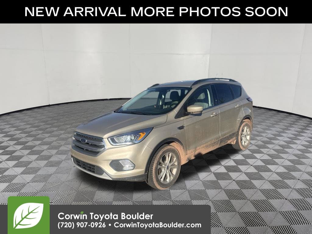 2017 Ford Escape SE — photo 1 of 14