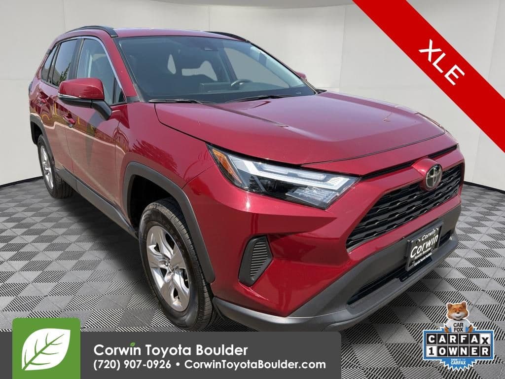 2025 Toyota RAV4 XLE — photo 1 of 35