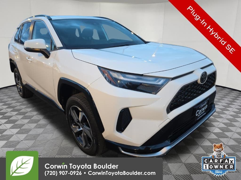 2025 Toyota RAV4 Plug-in Hybrid SE — photo 1 of 35