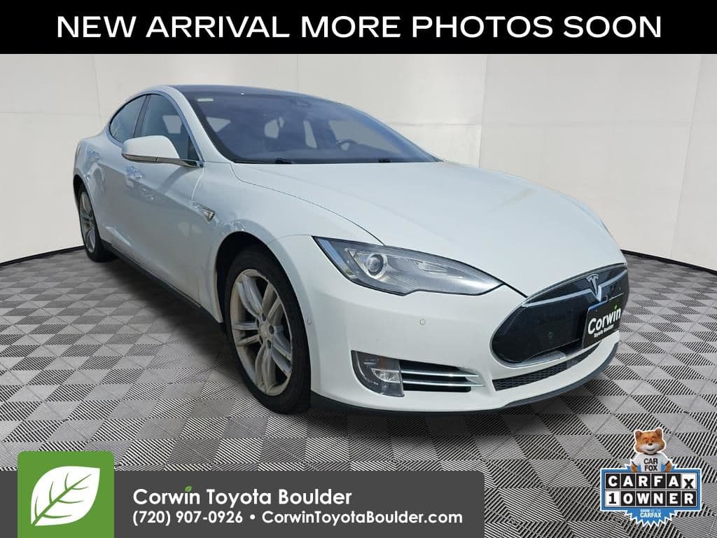 2014 Tesla Model S Base — photo 1 of 13