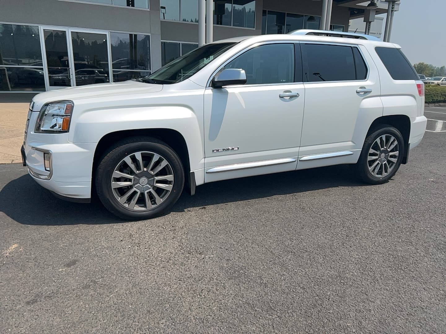 2016 GMC Terrain Denali — photo 1 of 37