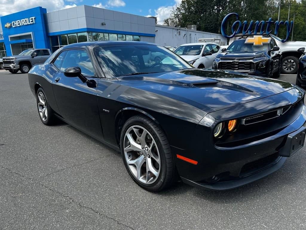 2016 Dodge Challenger R/T Plus — photo 1 of 25