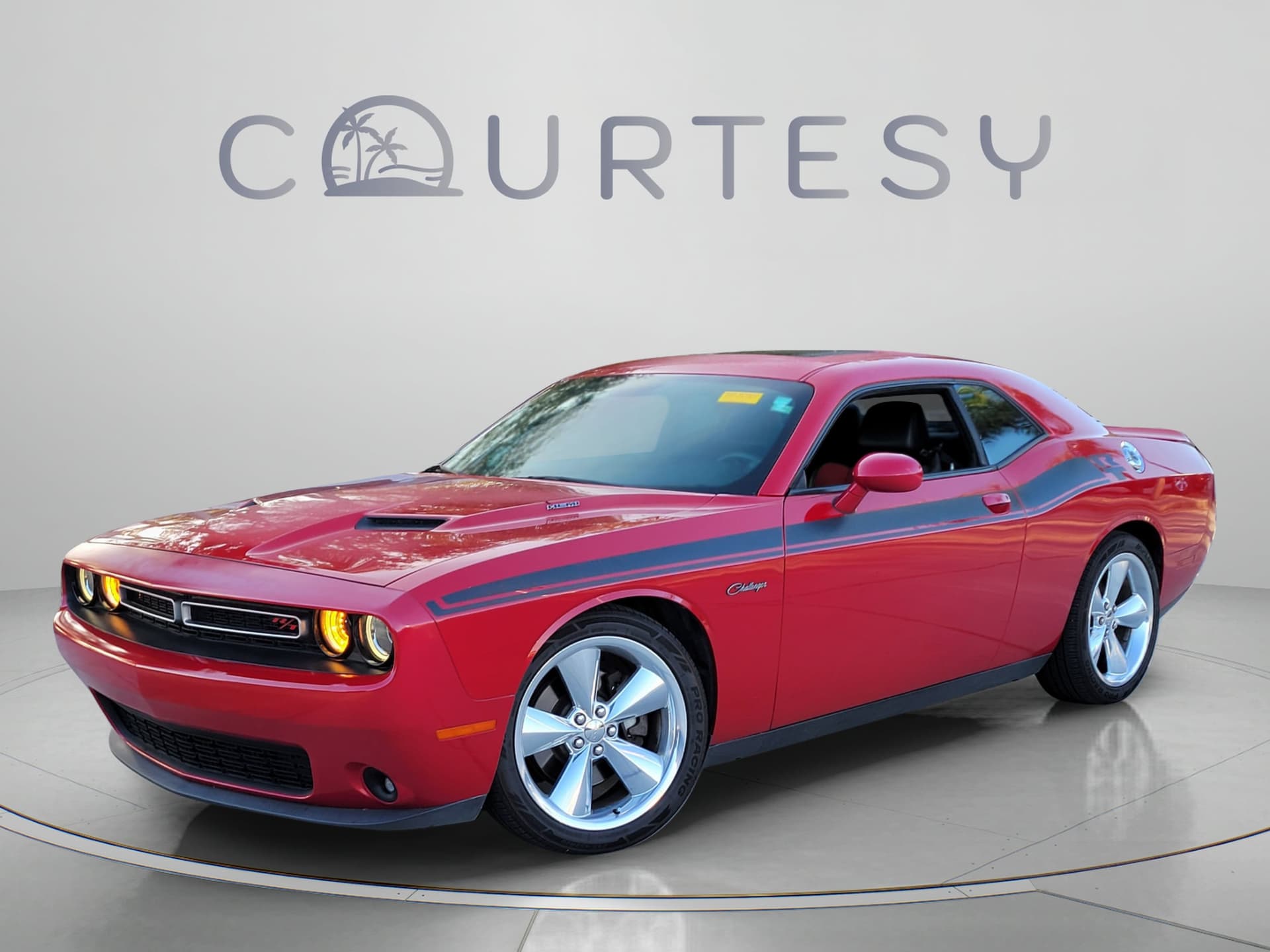 2015 Dodge Challenger R/T Plus — photo 1 of 31