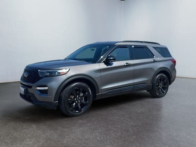 2023 Ford Explorer ST-Line — photo 1 of 15