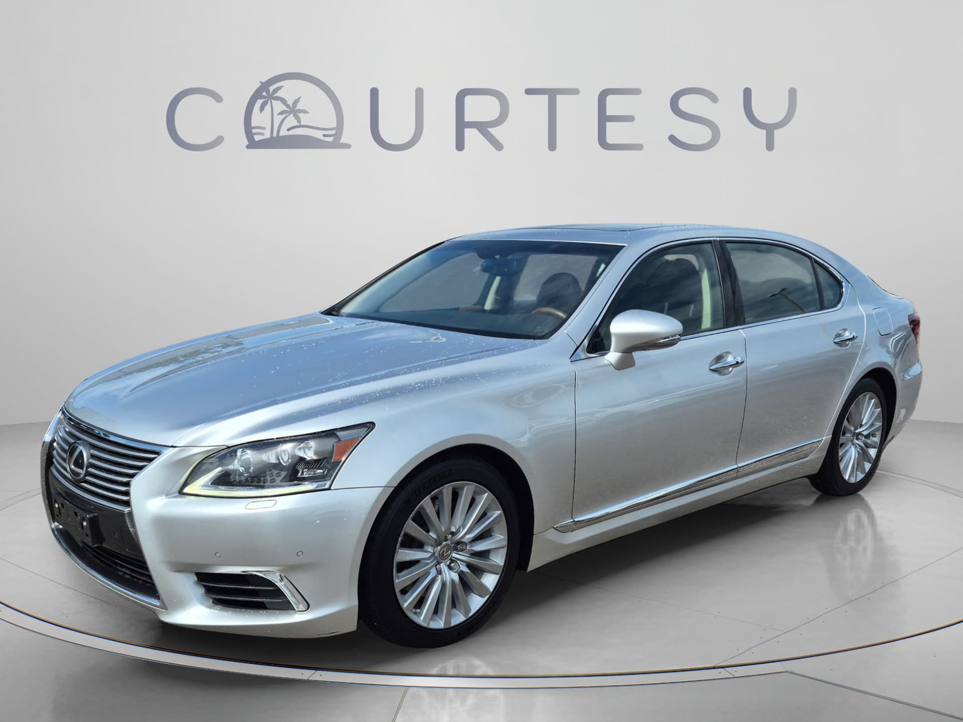 2016 Lexus LS 460 L — photo 1 of 36