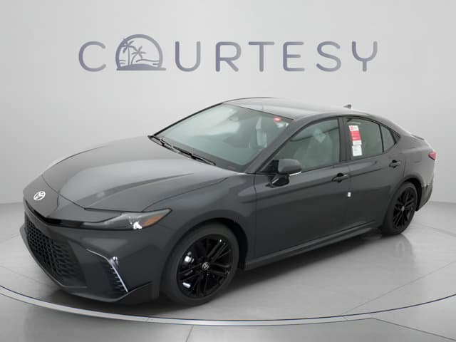2026 Toyota Camry SE — photo 1 of 37