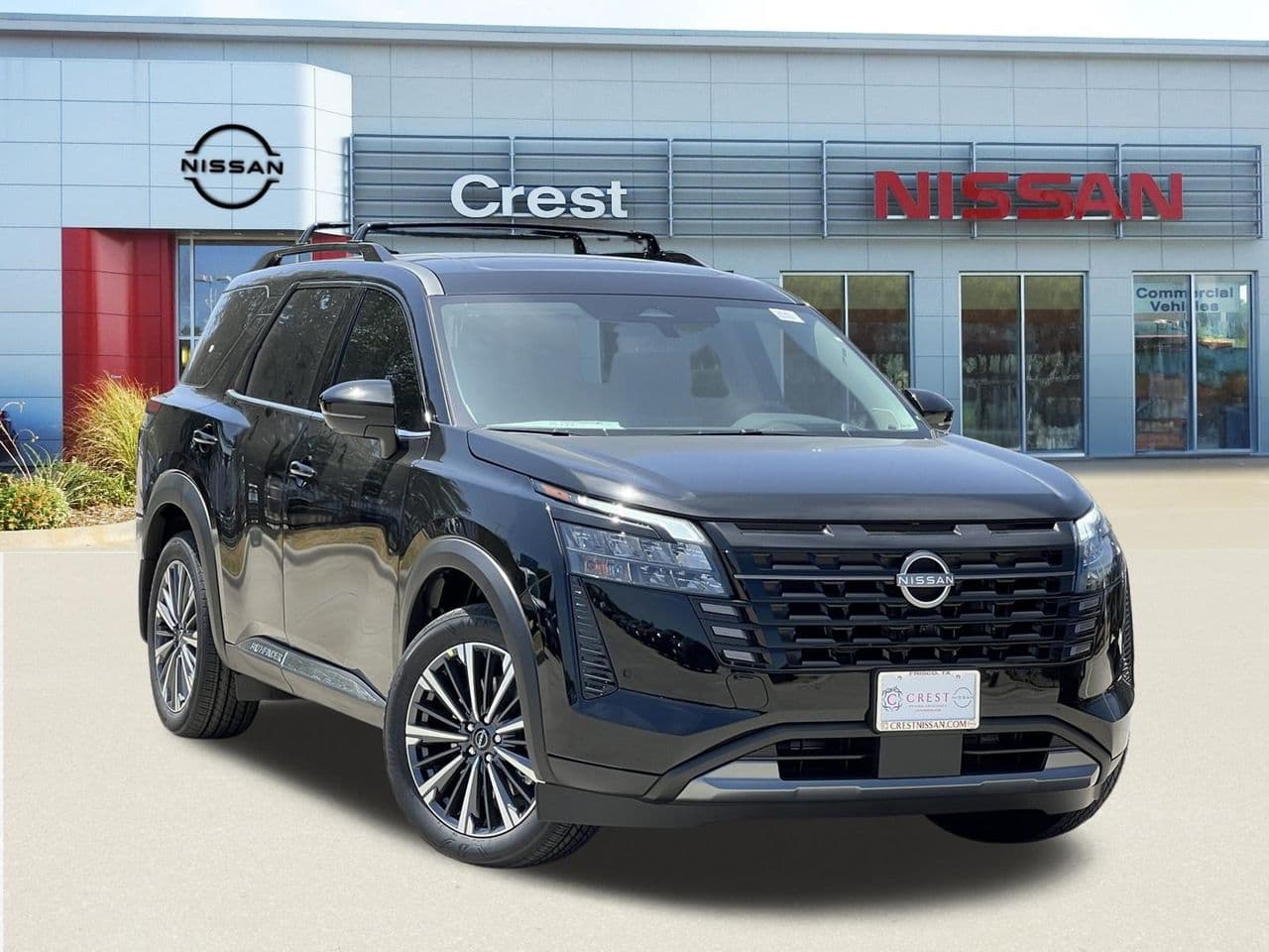 2026 Nissan Pathfinder Platinum — photo 1 of 15