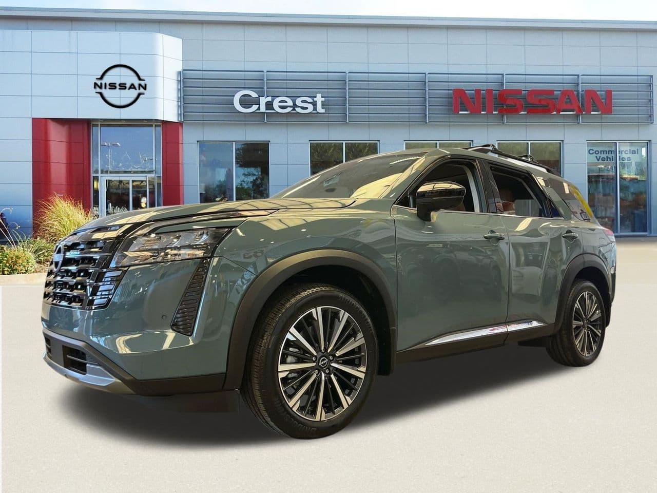 2026 Nissan Pathfinder Platinum — photo 1 of 24