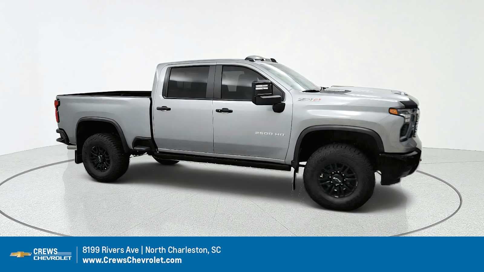 2025 Chevrolet Silverado 2500HD ZR2 — photo 1 of 10