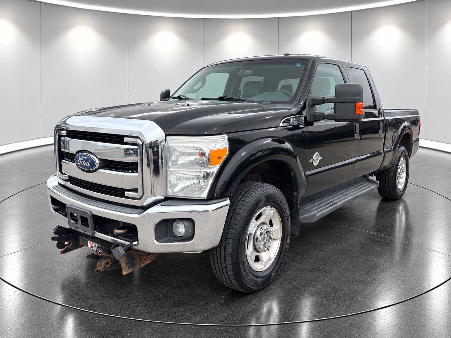 2016 Ford Super Duty F-250 SRW Lariat — photo 1 of 27