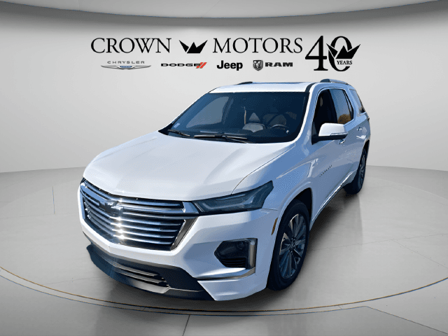 2023 Chevrolet Traverse Premier — photo 1 of 12