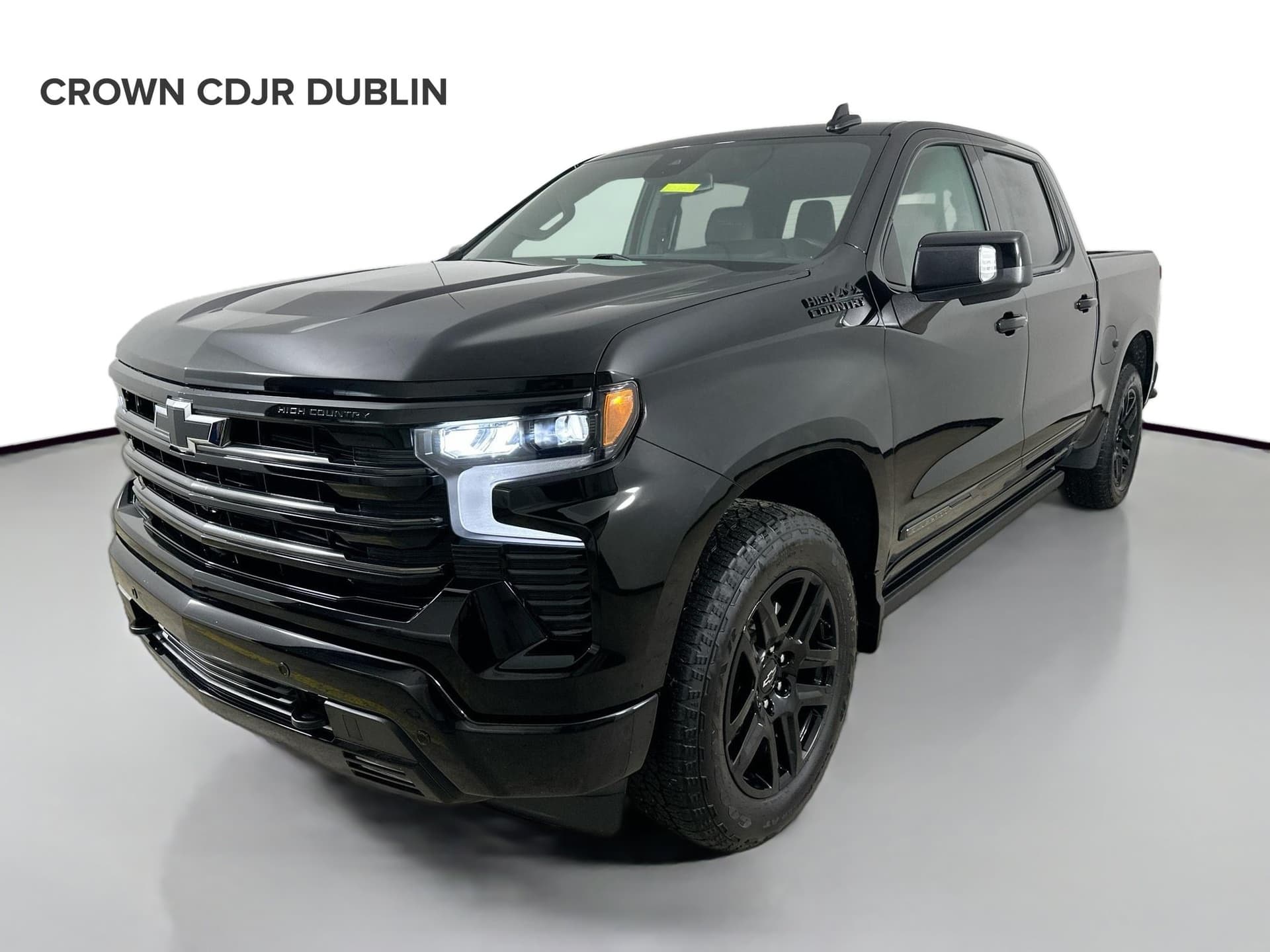 2024 Chevrolet Silverado 1500 High Country — photo 1 of 40