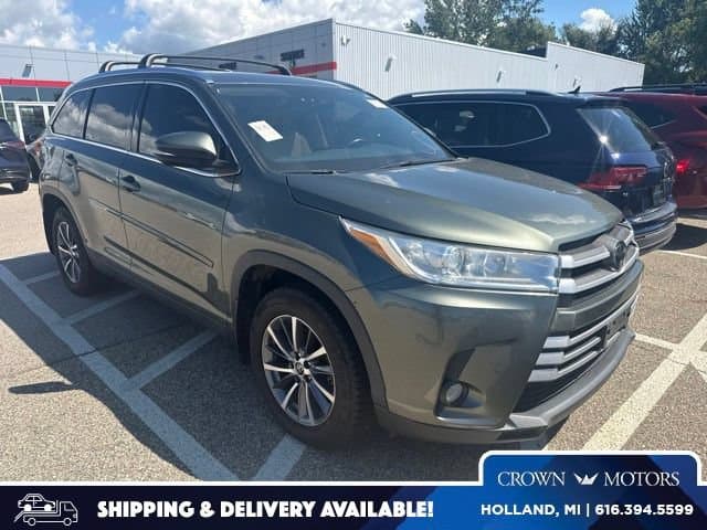 2019 Toyota Highlander XLE — photo 1 of 14