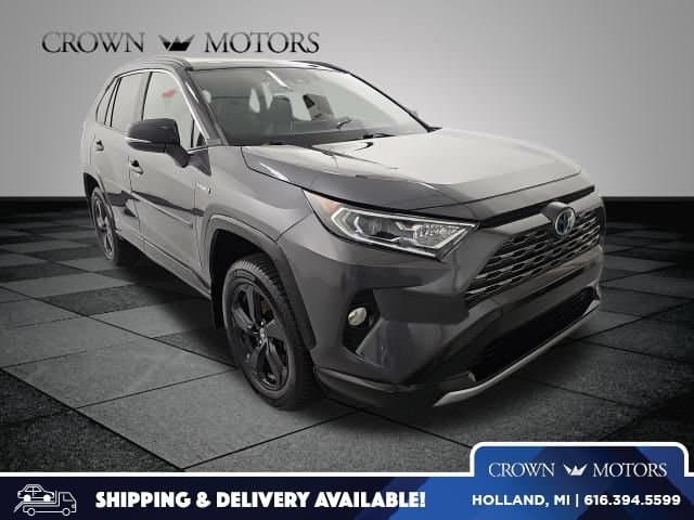 2021 Toyota RAV4 Hybrid XSE — photo 1 of 40