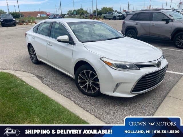 2018 Toyota Avalon XLE — photo 1 of 17
