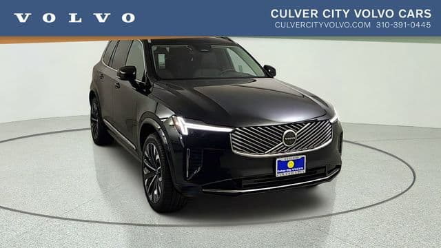 2026 Volvo XC90 plug-in hybrid T8 Ultra 7-Seater — photo 1 of 52