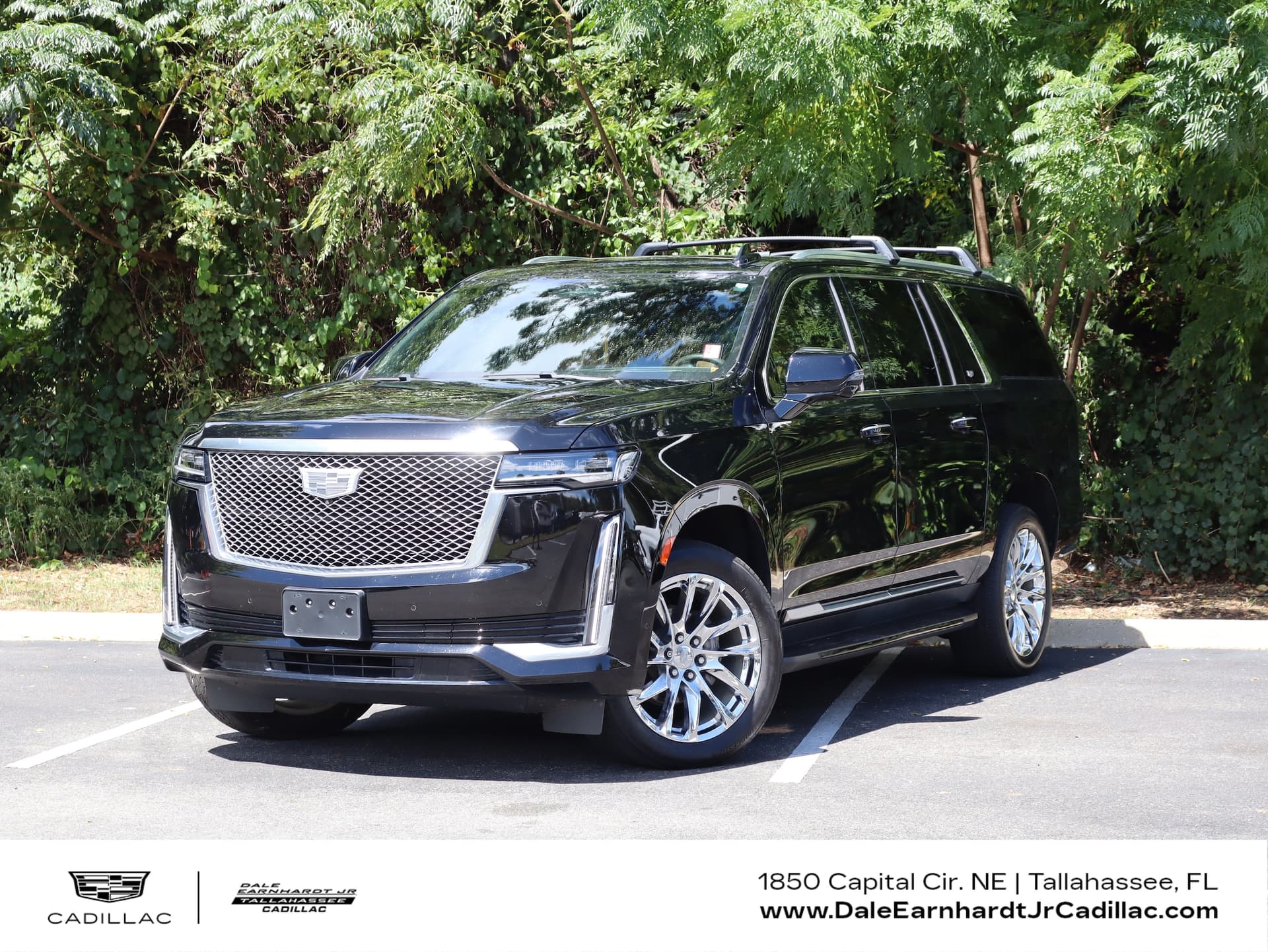 2023 Cadillac Escalade ESV 4WD Premium Luxury — photo 1 of 51