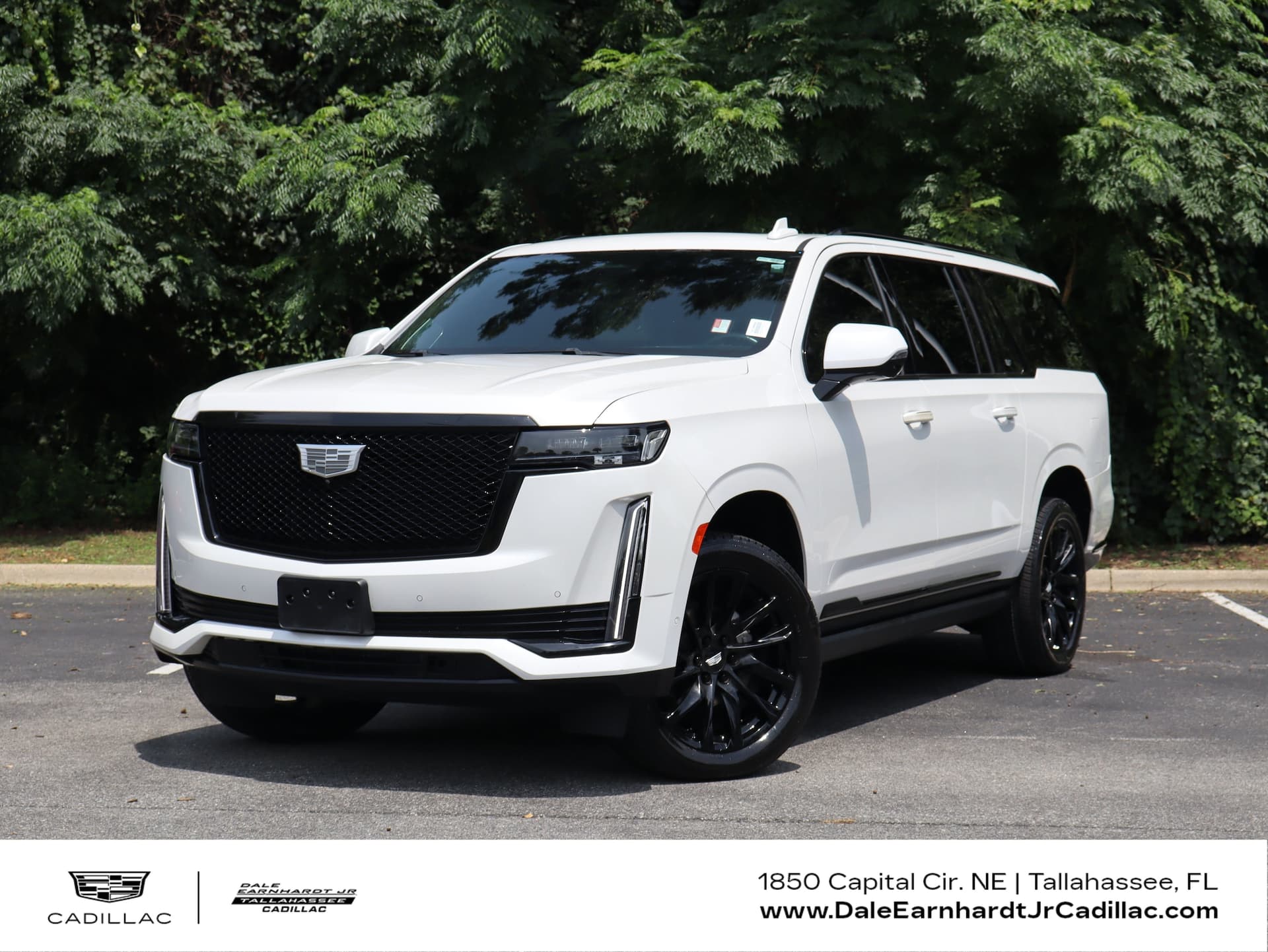 2022 Cadillac Escalade ESV Sport — photo 1 of 59