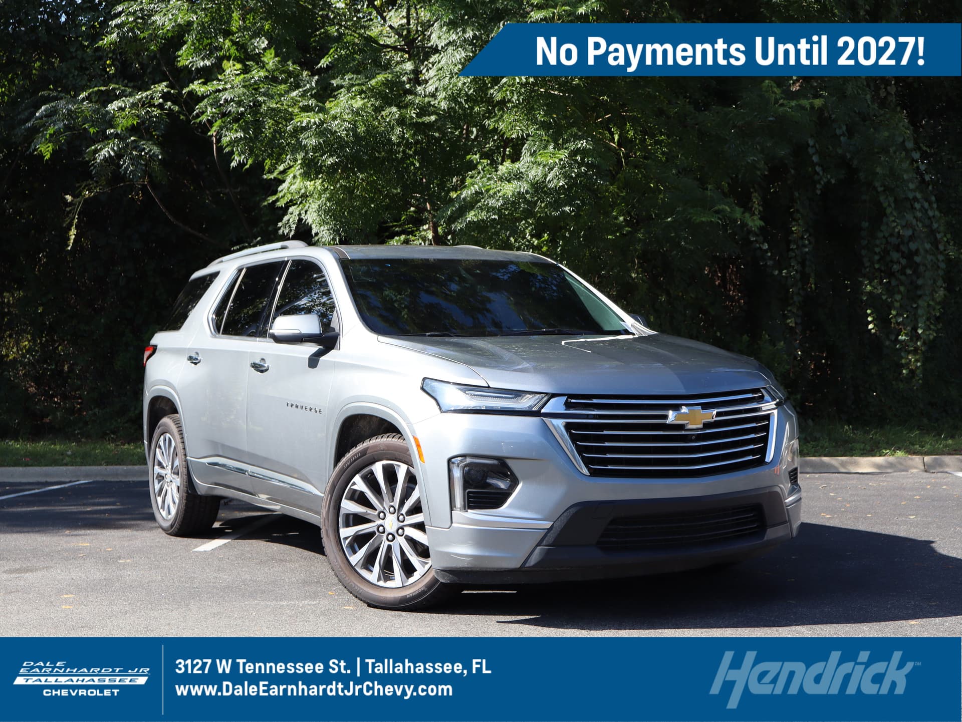 2023 Chevrolet Traverse Premier — photo 1 of 49