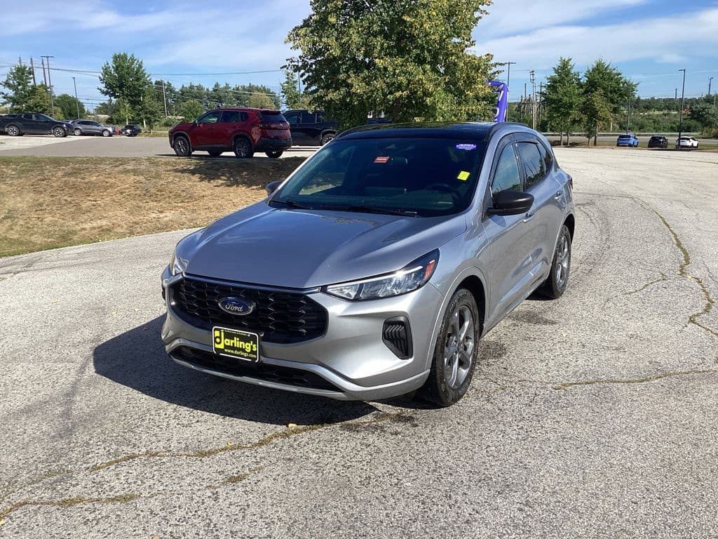 2023 Ford Escape ST-Line (Darling's Certified) — photo 1 of 5